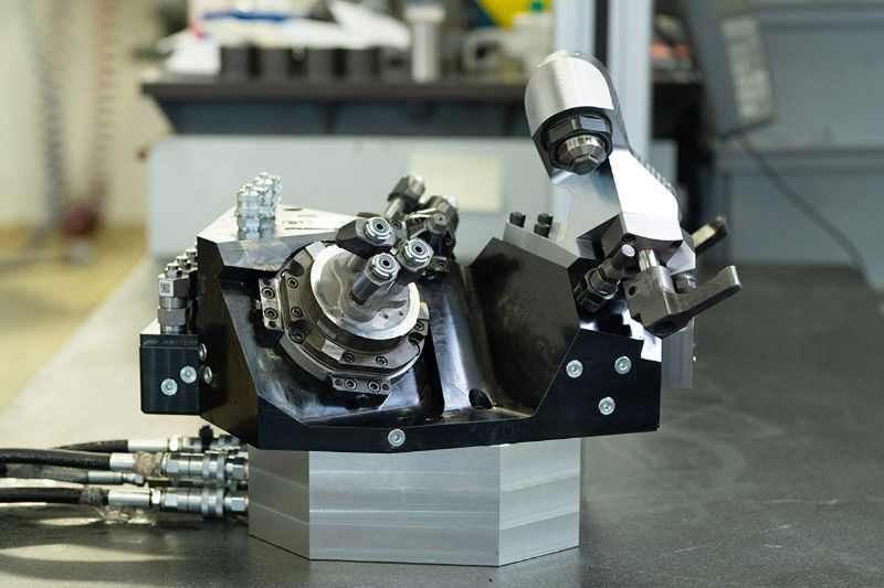 Das Bild zeigt eine hydraulische Spannvorrichtung.